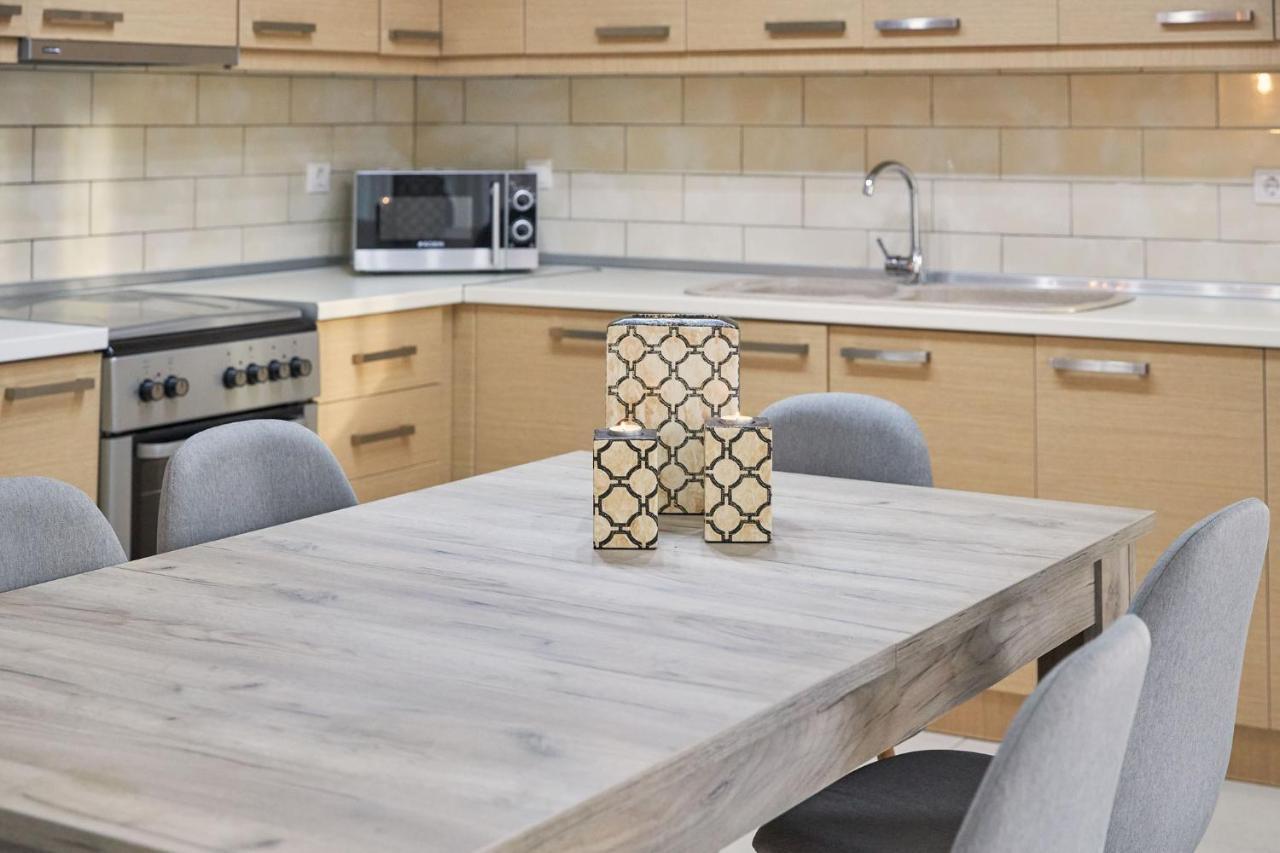 Pearl Apartments Ofrínion المظهر الخارجي الصورة